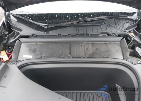 2023 Tesla Model Y Awd/Long Range Dual Motor All-Wheel Drive из США, поврежденный, VIN 7SAYGAEE5PF760464